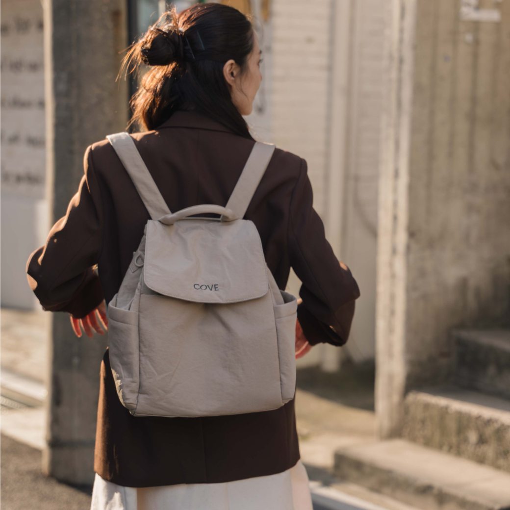 WorkAway Backpack - กระเป๋าเป้ ใส่ Laptop สูงสุด 15 นิ้ว