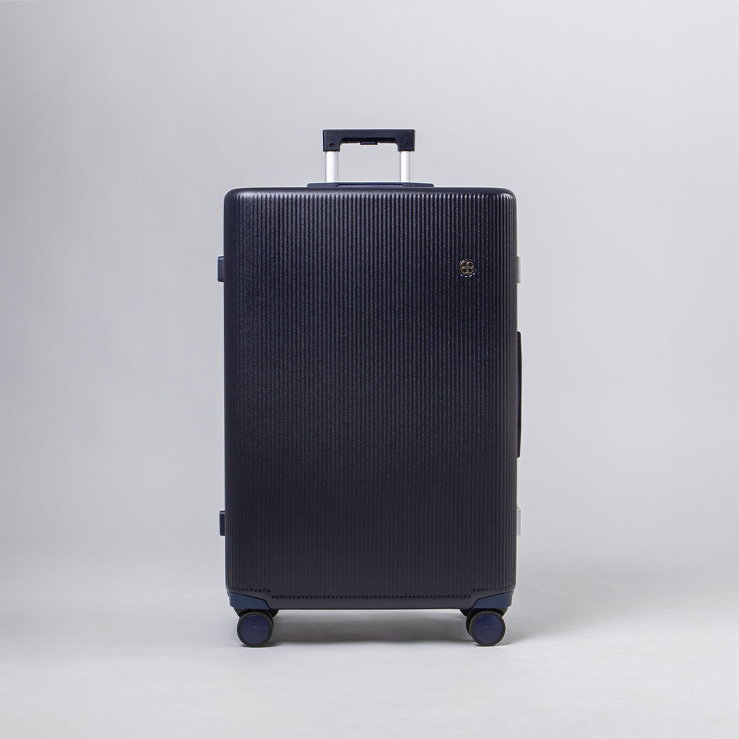 Quartz V.2 Aluminum frame Luggage กระเป๋าเดินทางโครงอลูมิเนียม