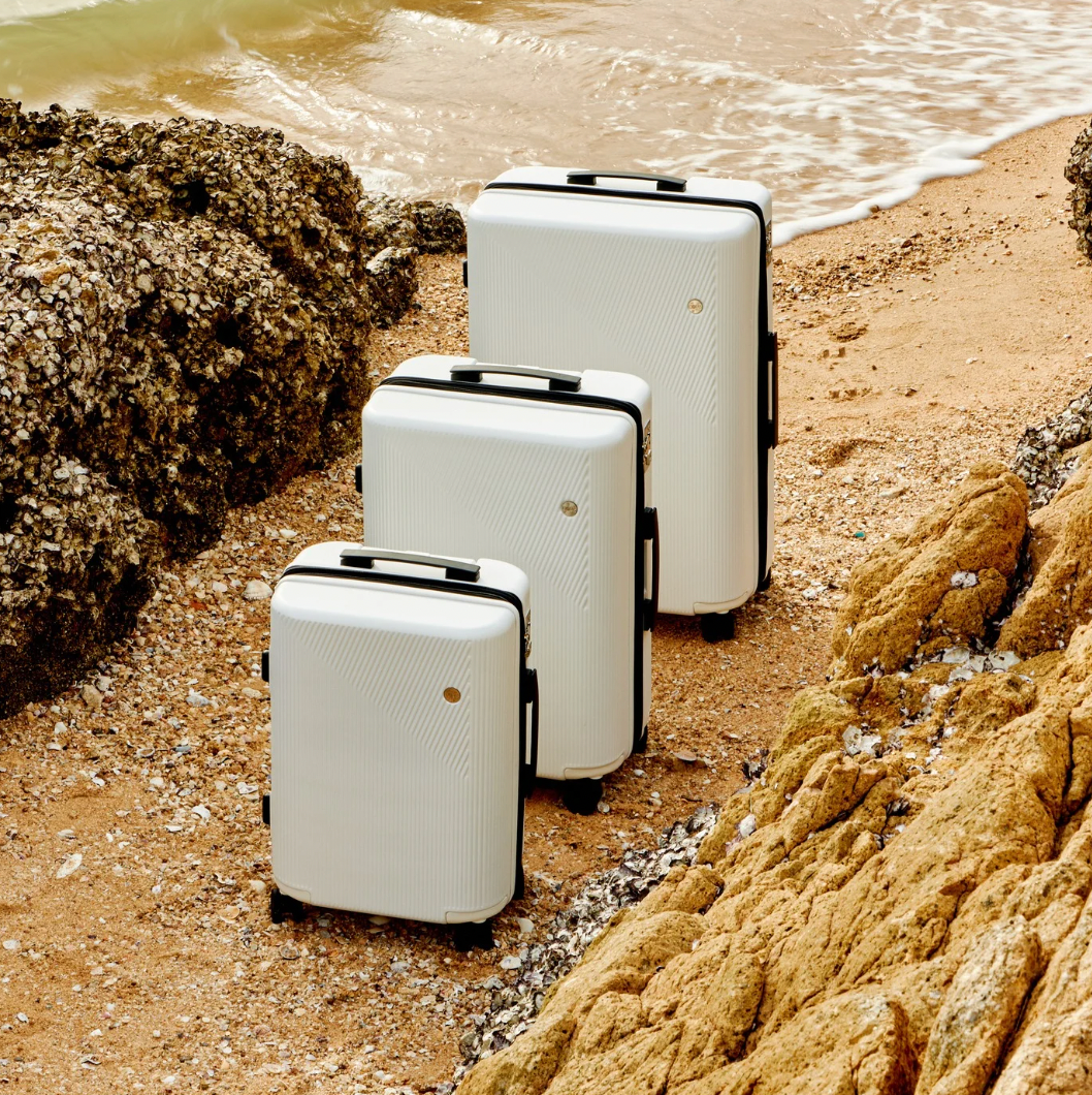 MaxMotion Expandable กระเป๋าเดินทางโครงซิป ขยายได้