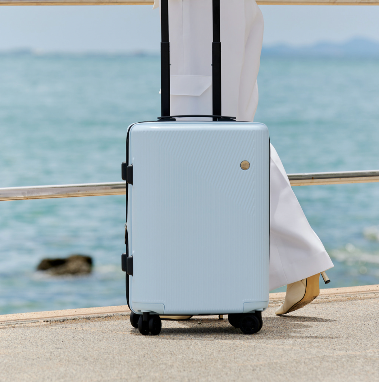 MaxMotion Expandable กระเป๋าเดินทางโครงซิป ขยายได้