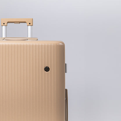 Quartz V.2 Aluminum frame Luggage กระเป๋าเดินทางโครงอลูมิเนียม