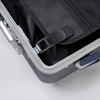 Quartz V.2 Aluminum frame Luggage กระเป๋าเดินทางโครงอลูมิเนียม